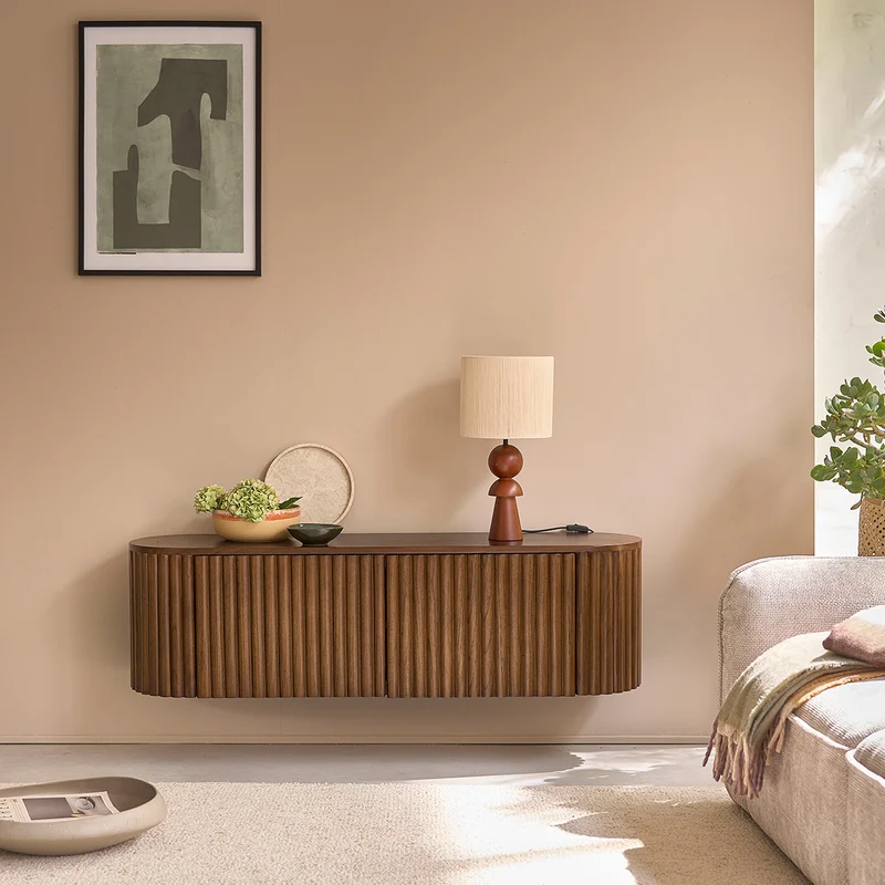 Meuble TV suspendu en bois de mindi finition noyer 140 cm