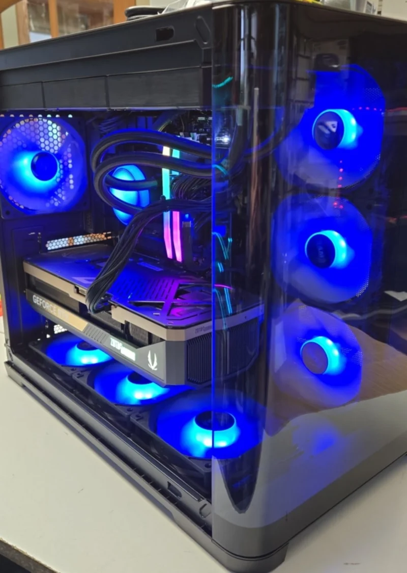 PC GAMING NEUF RYZEN 7 7700X RTX 5070 Ti 16GB SSD 1TB NVMe WiFi