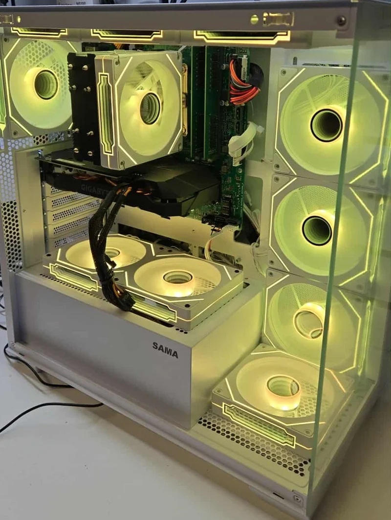 PC GAMING i7-9700F RTX2060 6GB 32GB DDR4 SSD 512GB NVMe HDD 2TB SAMA Blanc