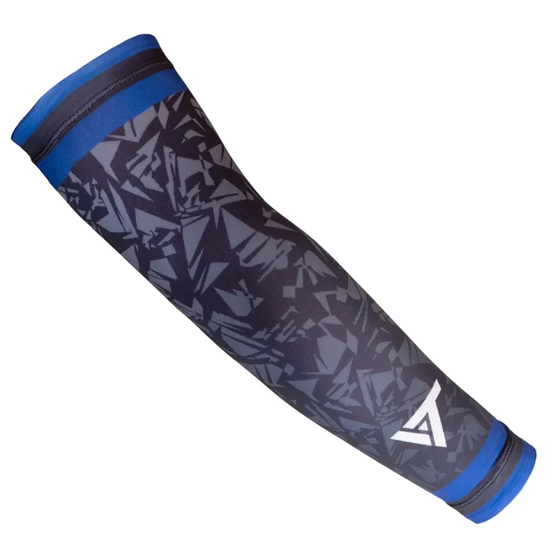 Valiant Sleeves Black